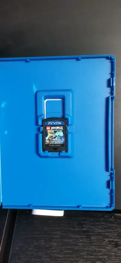 Juego PS Vita LEGO Ninjago Nindroids - miniatura 2