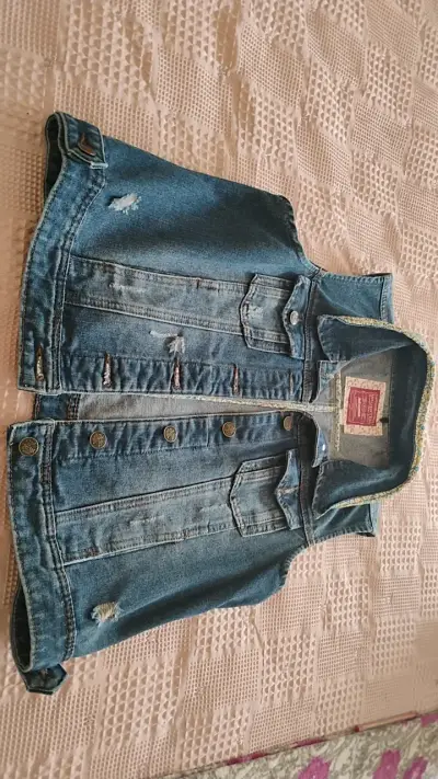 Chaleco de mezclilla sin mangas para mujer - miniatura 1