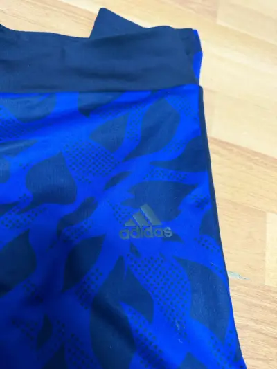 Shorts deportivos Adidas azul estampado - miniatura 2