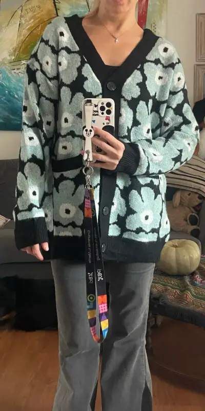 Cardigan floral de lana marca María Malva NUEVO - miniatura 2