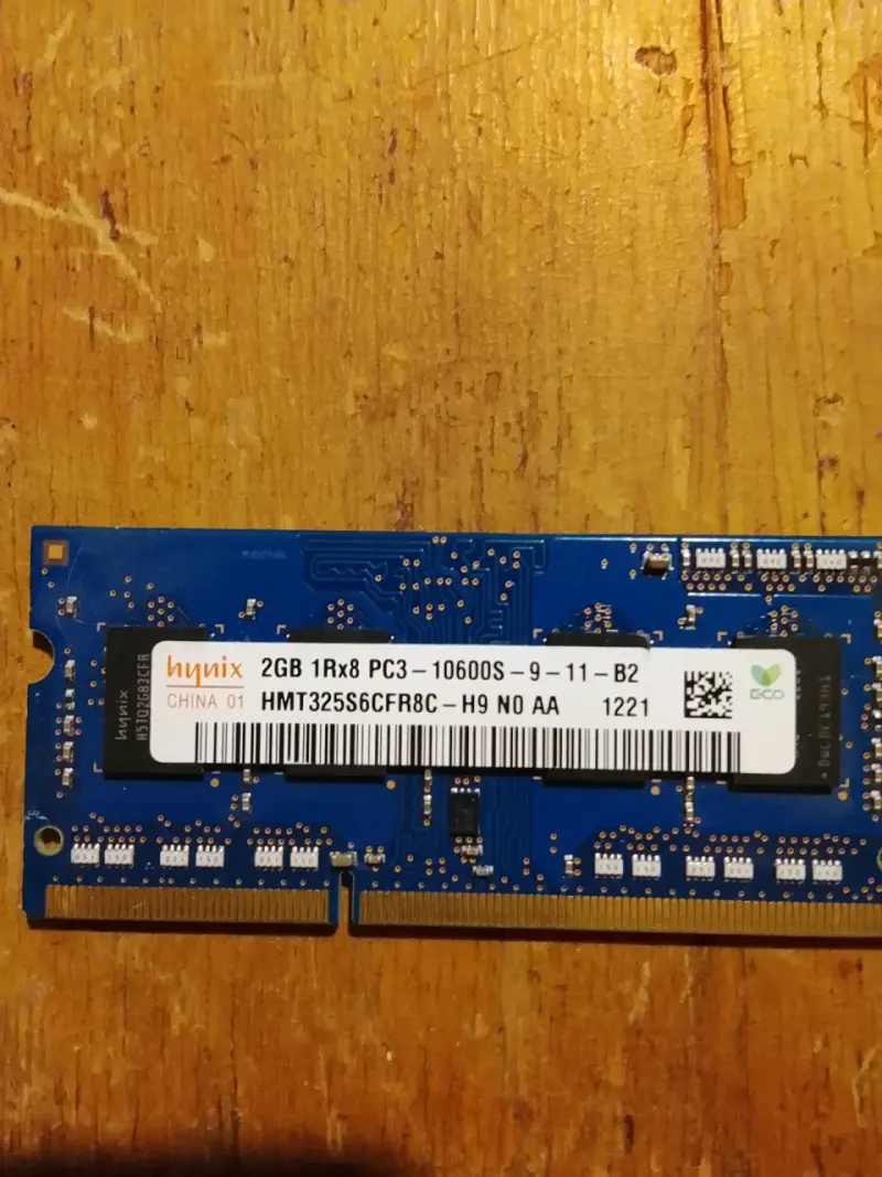 Memoria RAM Hynix 2GB DDR3 PC3-10600S