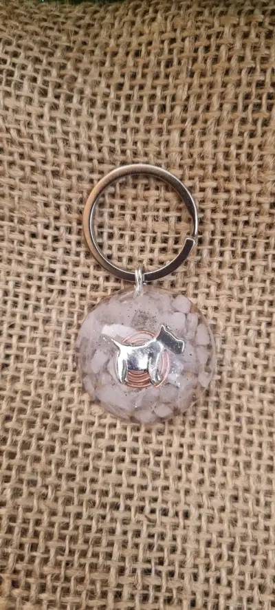 Orgones para mascotas con resina y piedras - miniatura 3