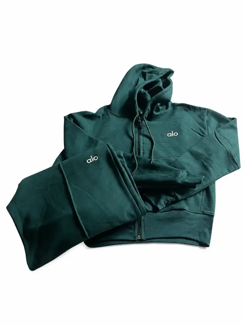 Conjunto deportivo verde oscuro Alo