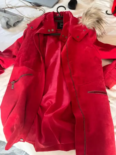 Abrigo rojo elegante talla 42 - miniatura 2