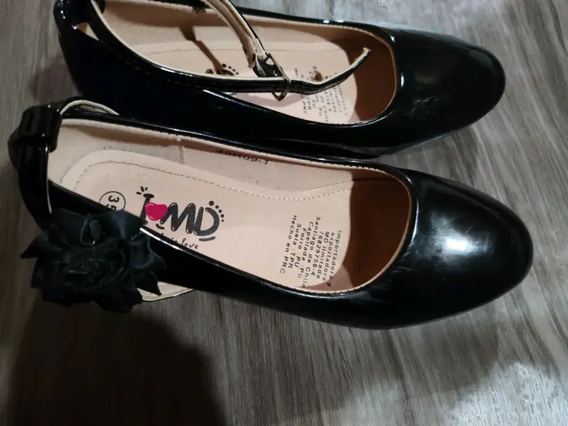 Zapatos de tacón bajo negros con hebilla - 2