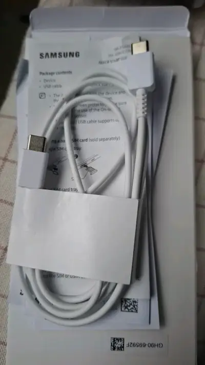 Samsung Galaxy A56 5G nuevo en caja - miniatura 2