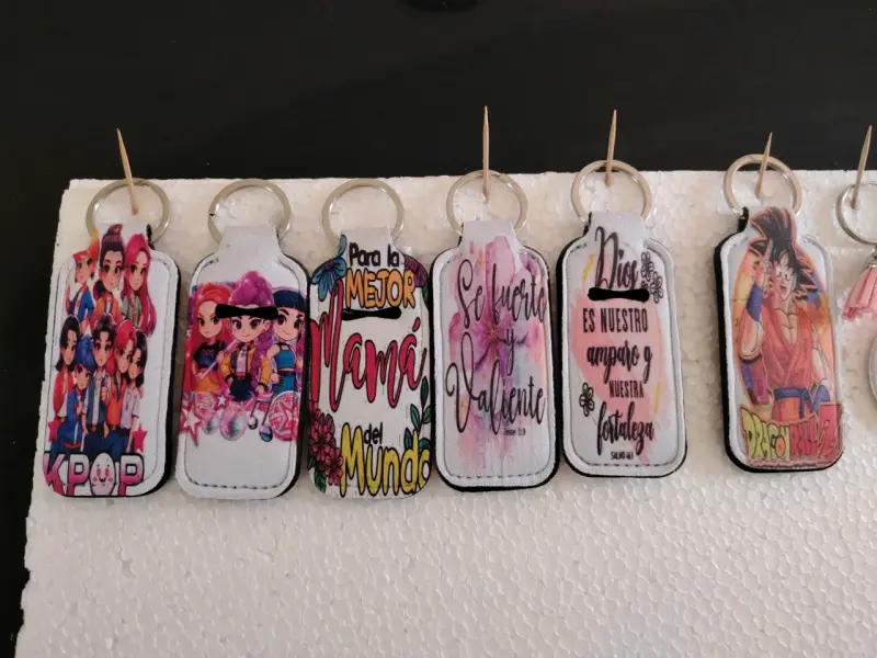 Set de chapitas personalizadas y temáticas - 6