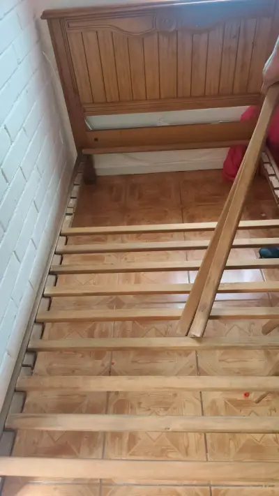 Estructura de cama de madera sólida - miniatura 1