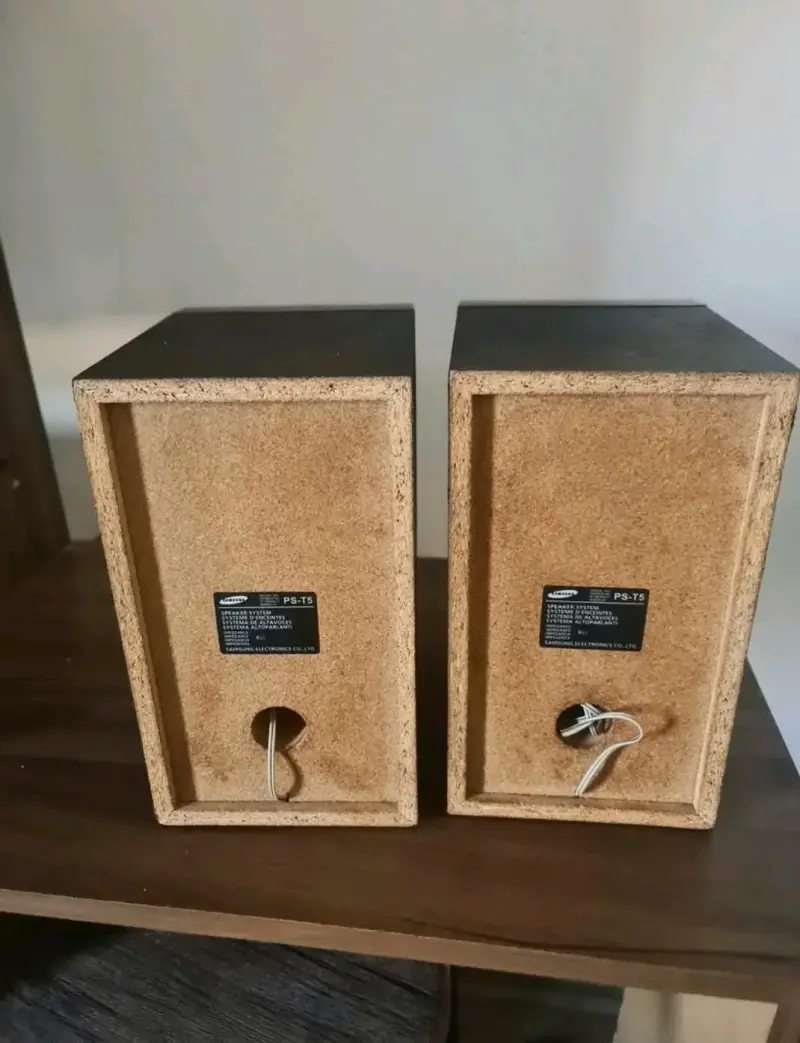 Parlantes Samsung 6 ohms negros en buen estado - 2