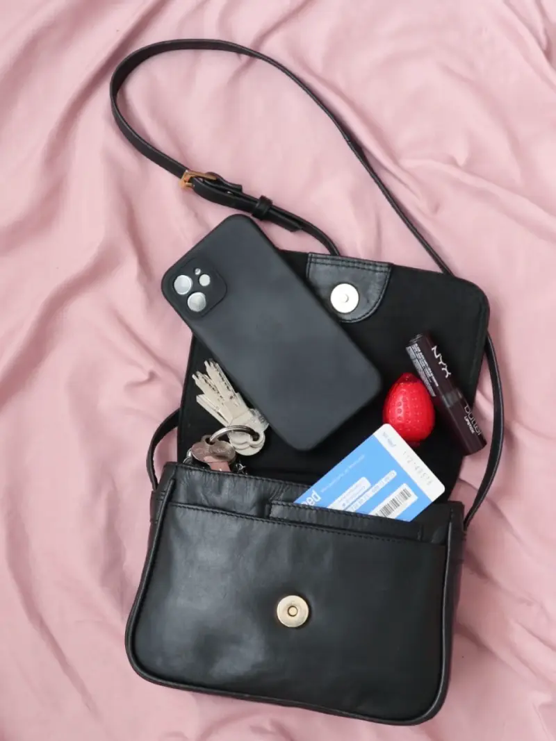 Cartera de cuero negra - 1