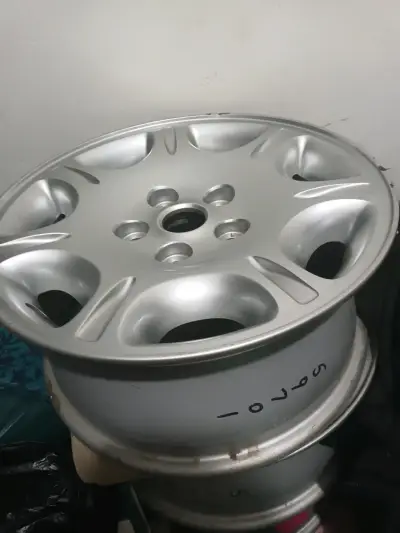 Llantas de aleación para auto aro 15 - miniatura 1