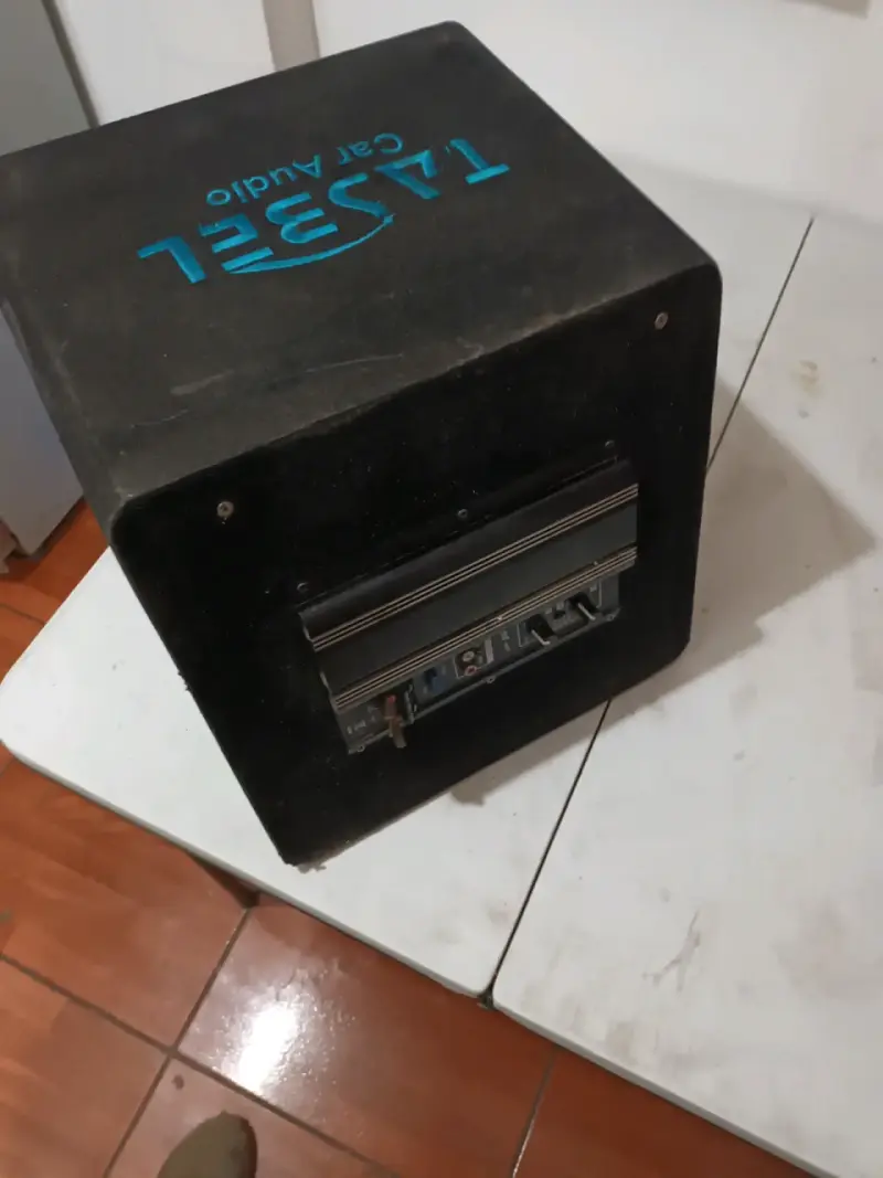 Subwoofer T4S3EL para auto - 1