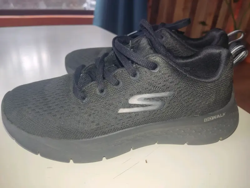 Zapatillas Skechers Go Walk negras - 2