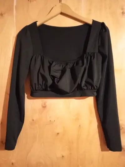 Blusa negra - miniatura 1