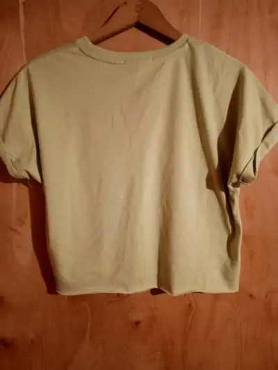 Polera corta verde lima - miniatura 2