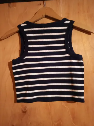 Cropped top a rayas - miniatura 2