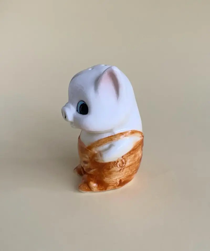 Adorable salero de cerámica en forma de cerdito - 4