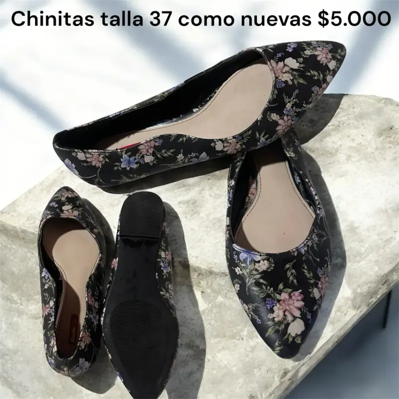 Zapatos planos florales talla 37 como nuevos