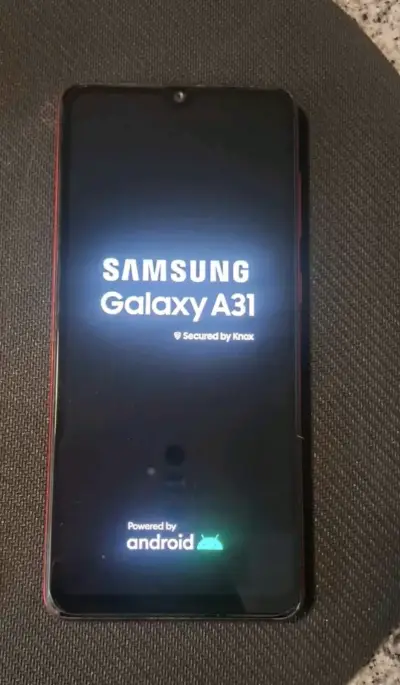 Samsung Galaxy A31 rojo en buen estado - miniatura 3