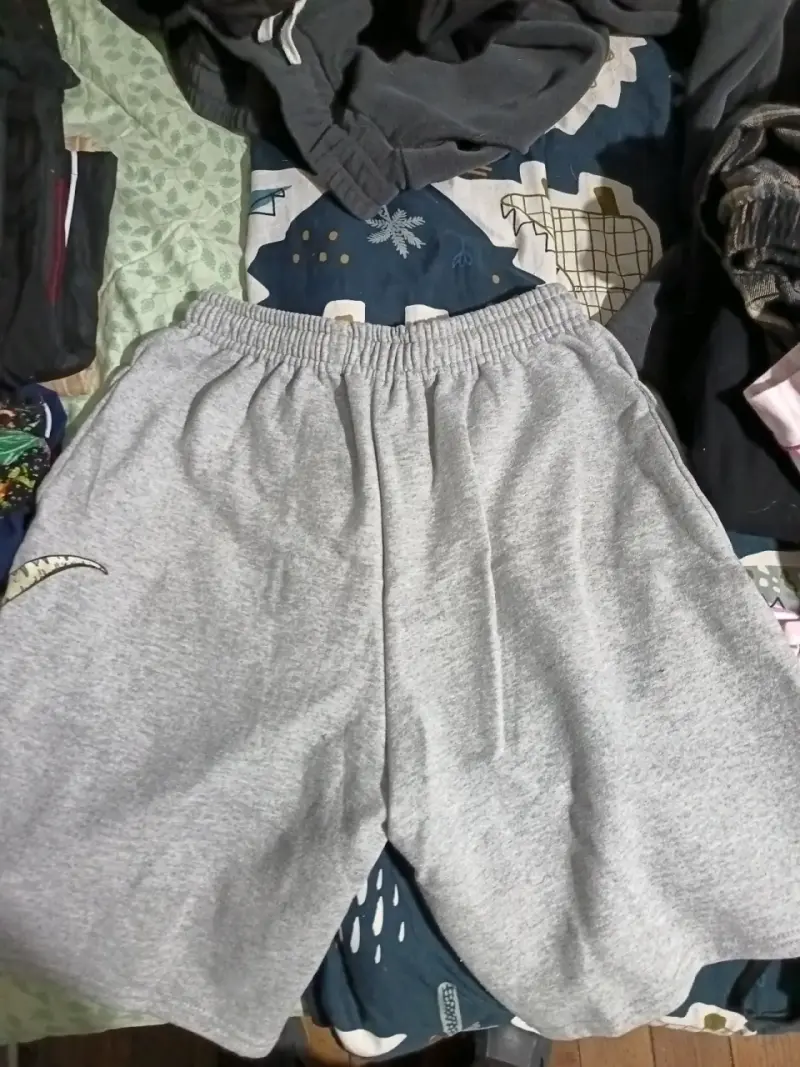 Shorts gris de universal studios Jurassic park - 2