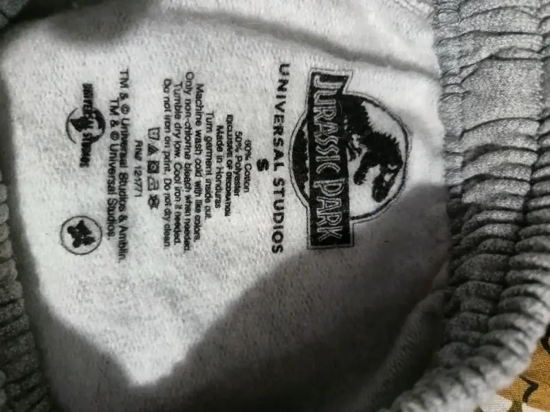 Shorts gris de universal studios Jurassic park - 3