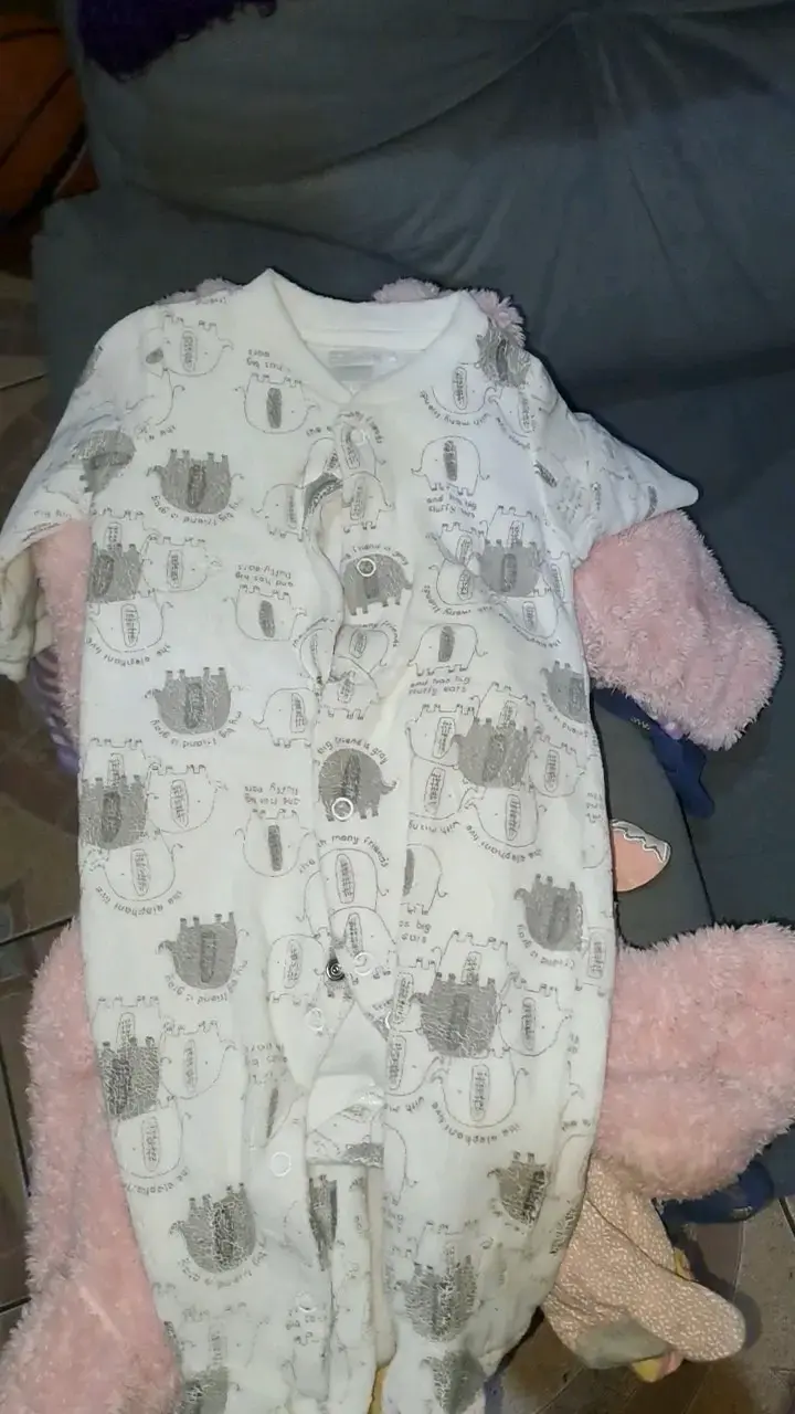 ropa infantil variada para bebé - 5