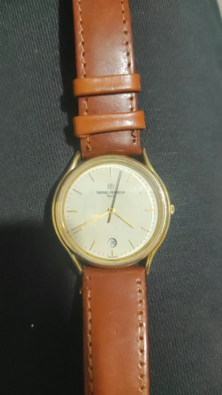 Reloj Michel Herbelin dorado con correa de cuero - 2