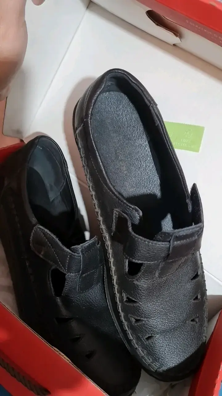 Zapatos de cuero negro