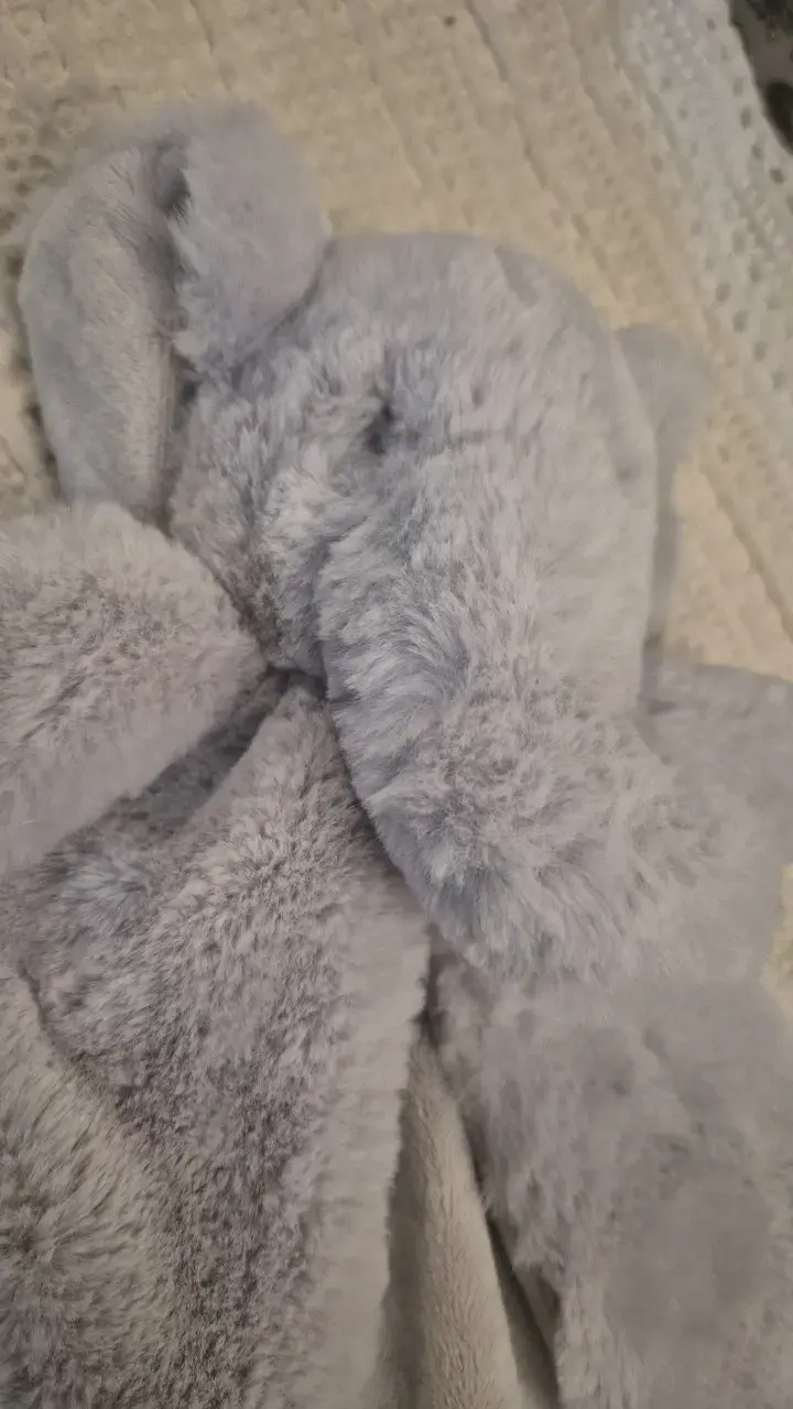 Manta de apego elefante gris para bebé - 3