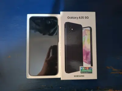 Samsung Galaxy A35 5G nuevo en caja sin cargador - miniatura 2