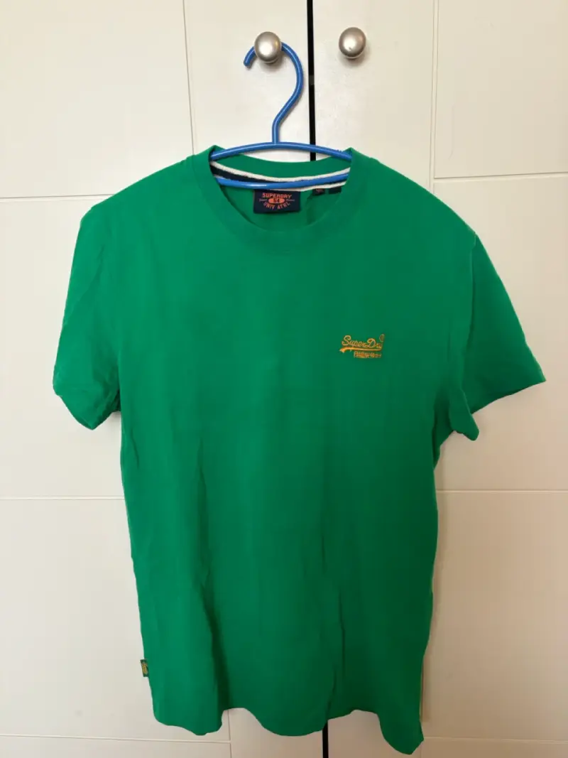 Polera verde Superdry de algodón - 1