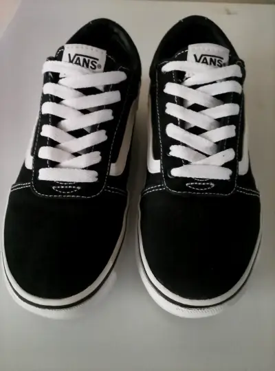 Zapatillas Vans negras clásicas unisex - miniatura 1