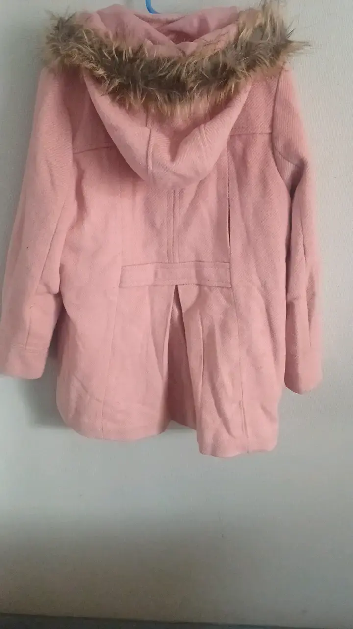 Abrigo rosado para niña con capucha - 2