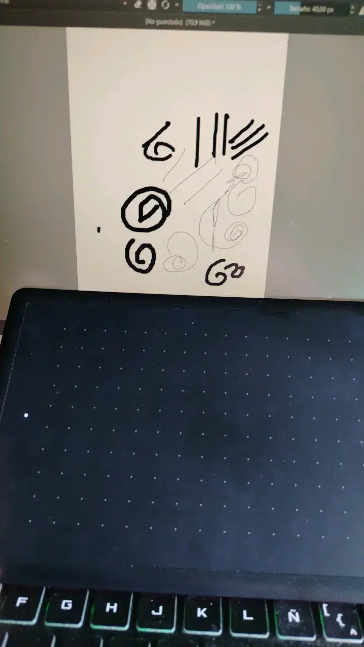 Tableta gráfica Wacom One con lápiz y cable - 2