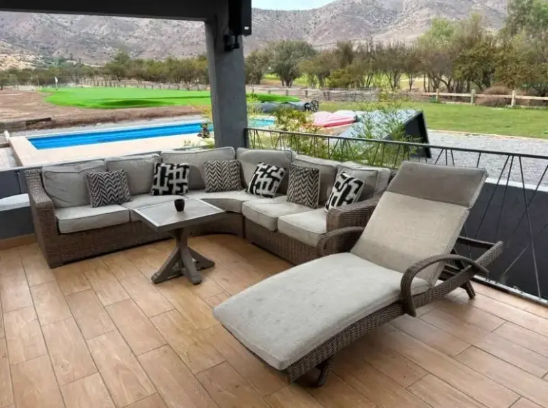 Juego de muebles de terraza de ratán con cojines - 1