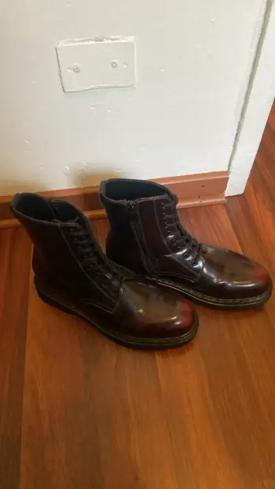 Botas de cuero marrón con cordones - miniatura 2
