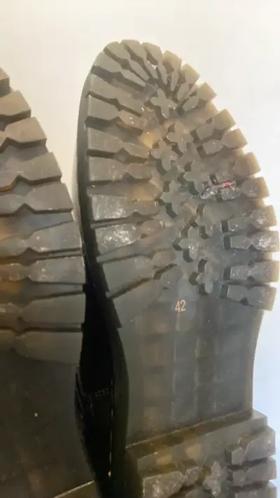 Botas de cuero marrón con cordones - miniatura 3