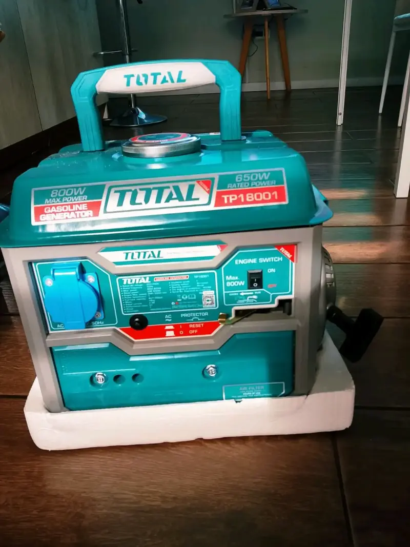 Generador a gasolina Total 800W TP18001 - 1