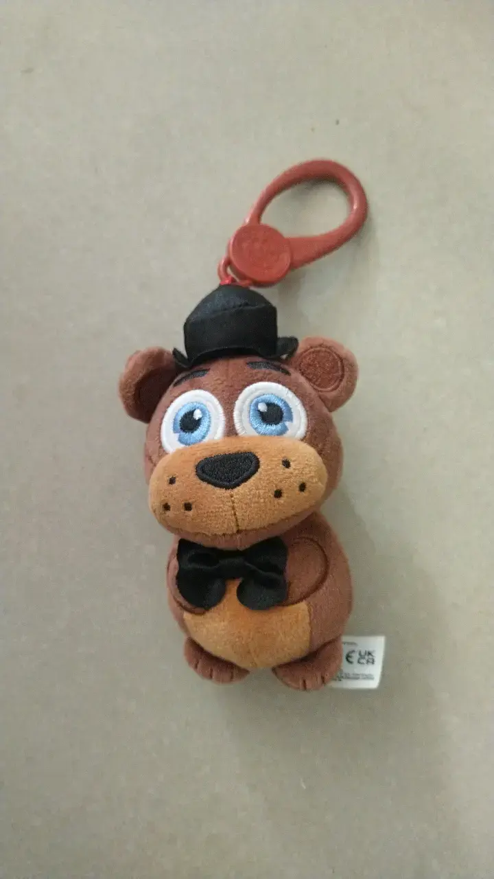 Llavero peluche oso Freddy con sombrero - 1