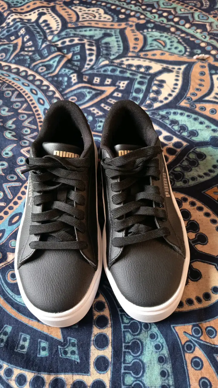 Zapatillas Puma negras y blancas - 3
