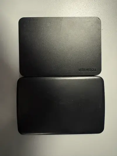 2 x Disco duro externo Toshiba 4TB/2TB USB 3.0 - miniatura 1