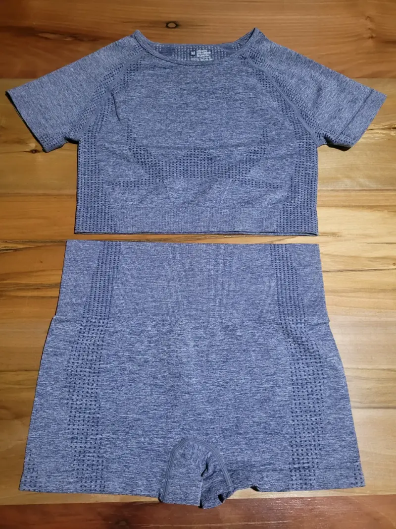 Conjunto deportivo gris para mujer talla M - 1