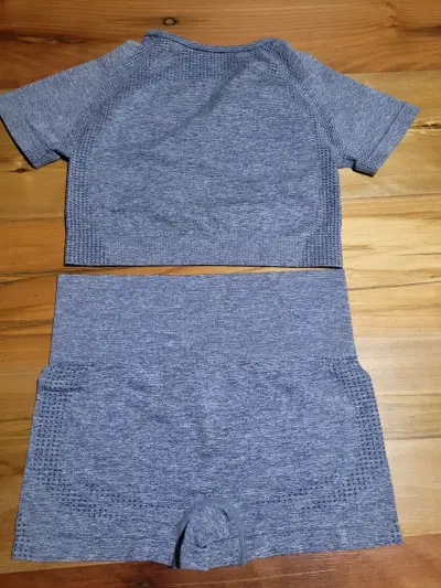 Conjunto deportivo gris para mujer talla M - miniatura 2