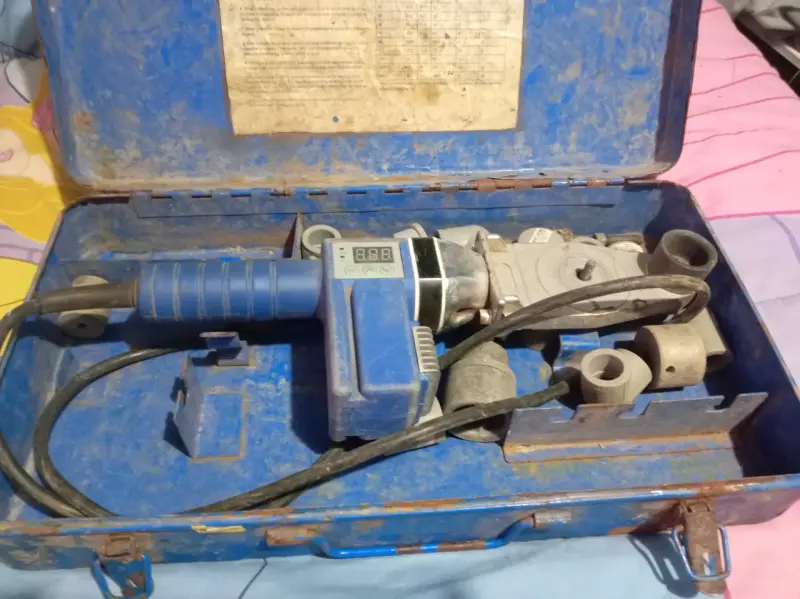 Máquina fusionadora de tubos con maletín - 1