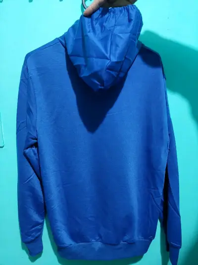Polerón azul con capucha y diseño de tigre - miniatura 4