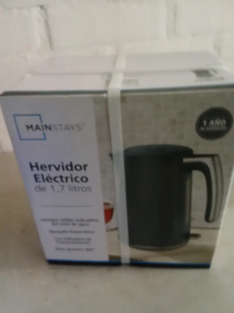 Hervidor Eléctrico Mainstays 1.7 litros - 2