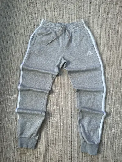 Pantalones deportivos grises Adidas para hombre - miniatura 1