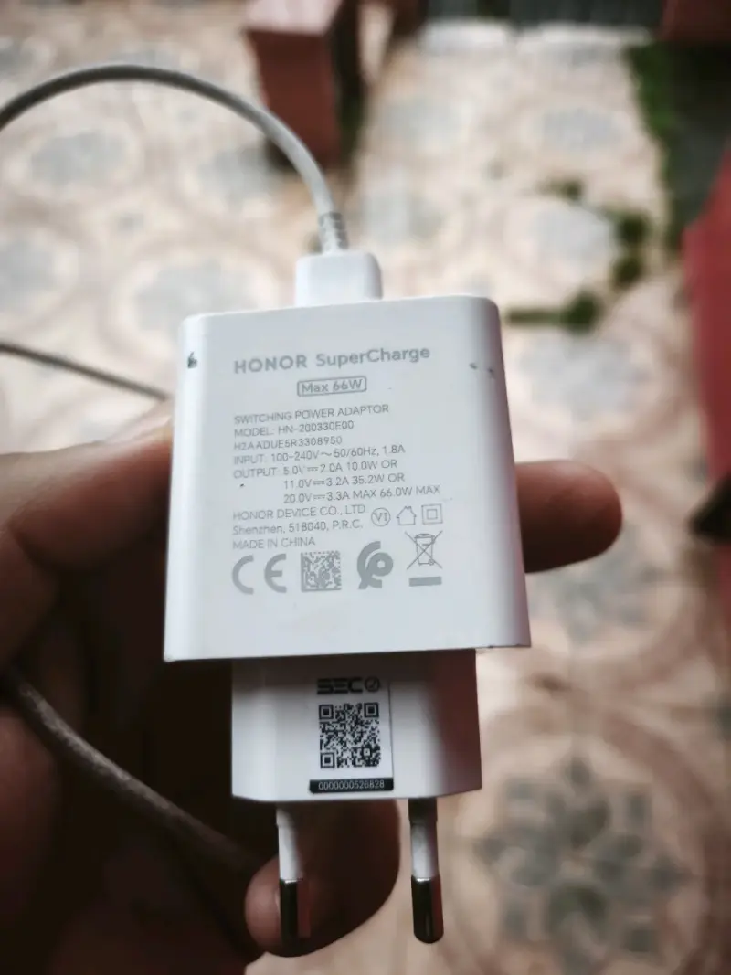 Cargador Honor SuperCharge 66W - 1