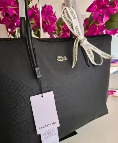 Bolso tote negro Lacoste con logo - miniatura 2