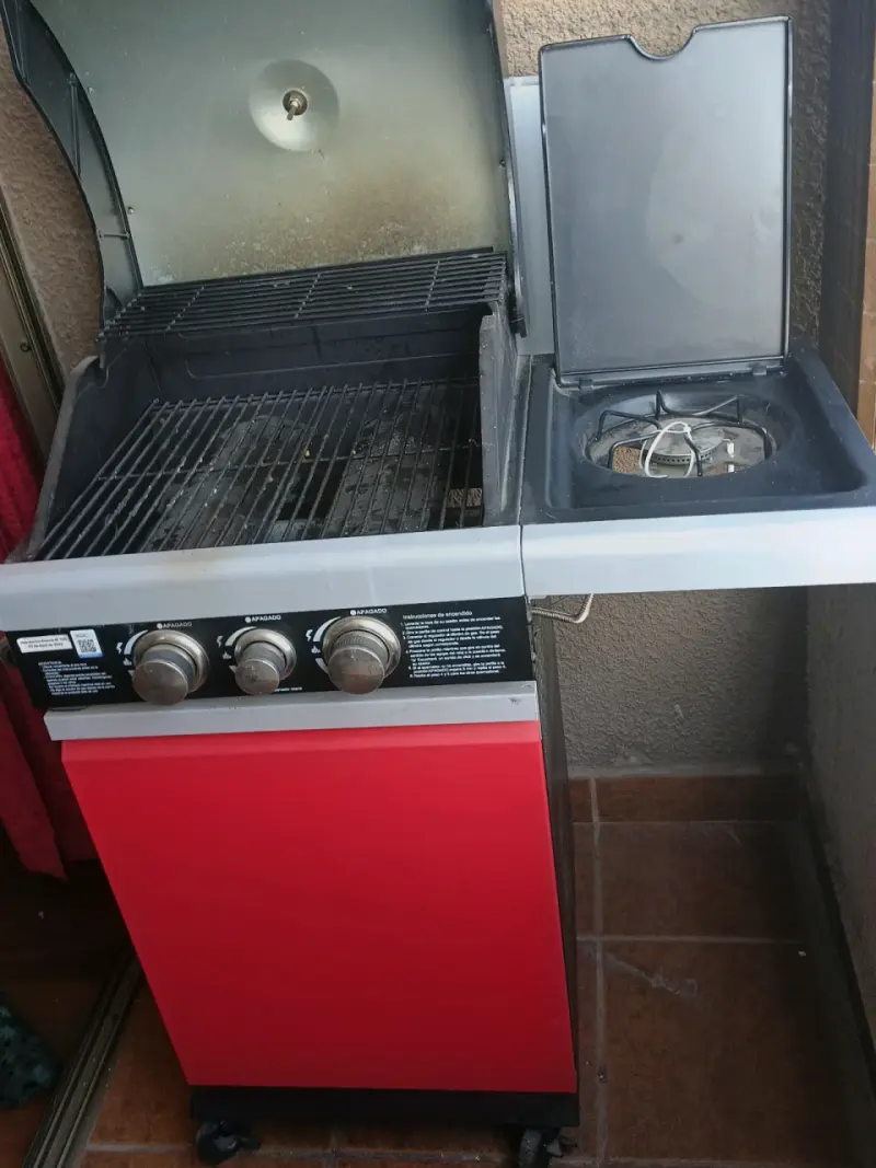 Parrilla a gas con quemador lateral roja - 6